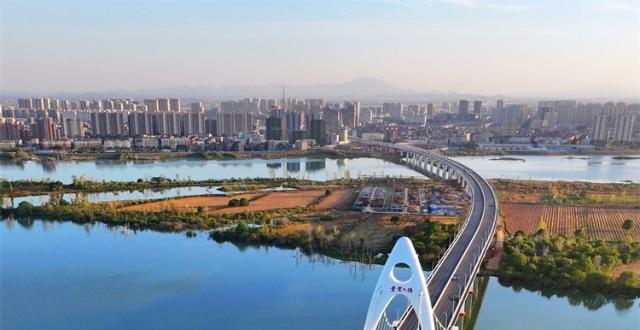 江西丰城：“交通先行”铺就新型城镇化道路_腾讯新闻