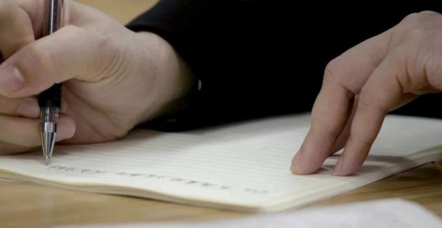 不想再“提笔忘字”？改变还得从“提笔”开始丨睡前聊一会儿_腾讯新闻