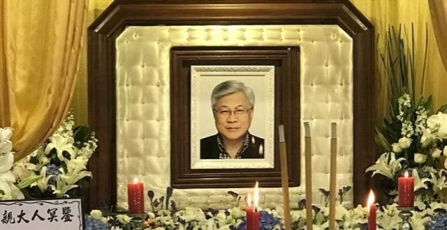 庄思明为拿督父亲设灵，曝庄宝生前超爱准女婿杨明：已把他当儿子_腾讯新闻