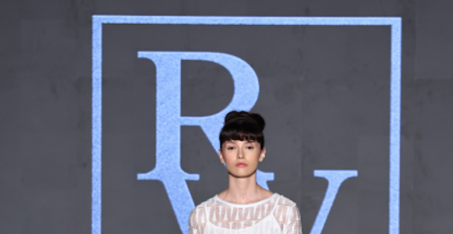 加拿大设计师Richard Wei于温哥华时装周SS26开场秀发布全新系列_腾讯新闻
