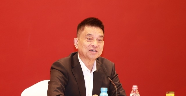 履职30多年，持续为民营经济发声，刘永好委员今年带来哪些提案_腾讯新闻