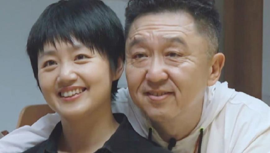 小S火力全开！否认汪小菲包机传闻，怒对张兰母子无底线_腾讯新闻