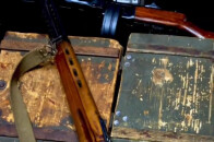 苏联二战武器，SVT-40半自动步枪的全自动版本，AVT-40步枪_腾讯新闻