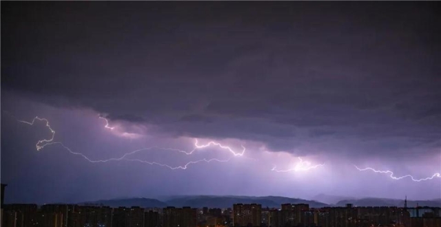 雷雨天咳嗽气短？警惕“雷暴哮喘”_腾讯新闻