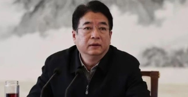曾陷“周公子”炫富风波，他被开除党籍！_腾讯新闻