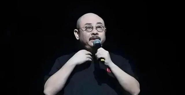 深挖 | 刀郎上海演唱会火爆异常，刀郎如何在沉寂多年后重新翻红？_腾讯新闻