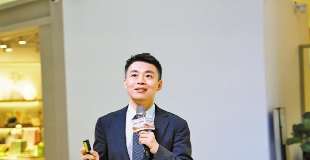 记者独家专访著名眼科专家陶勇：理想是行进路上的干粮_腾讯新闻