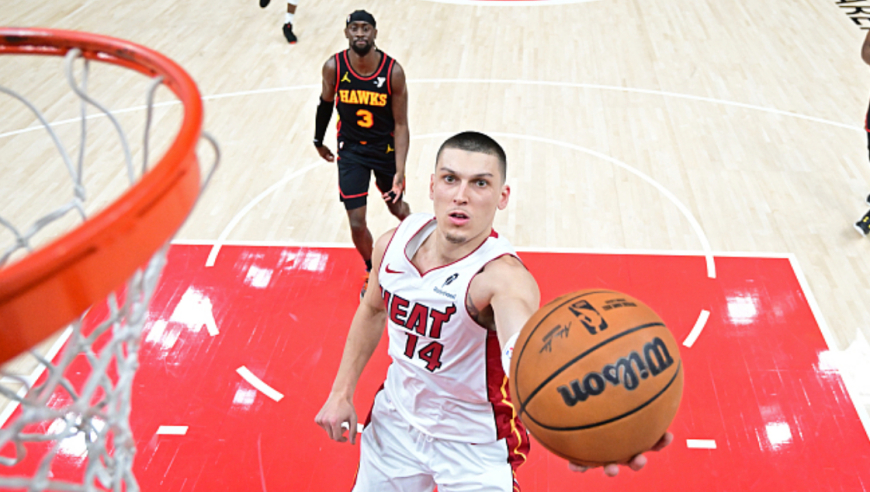震惊！NBA附加赛首支10号种子诞生，热火加时擒老鹰，首轮挑战骑士！