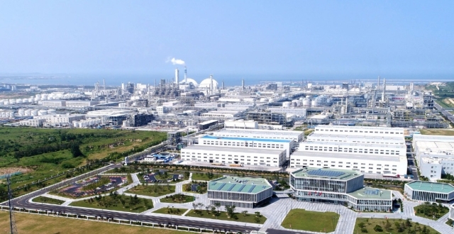 万华化学20万吨/年POE装置开车成功，国产化进程加快_腾讯新闻