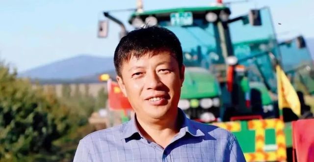纪伟波：脚踏黑土地 肩扛中国粮_腾讯新闻