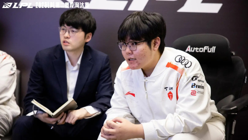 LOL：WE全员爆发淘汰TES战队，队内语音全是阿水，小奶油退役吧
