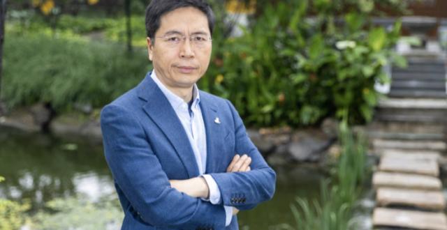 朱松纯:拿遍AI领域顶级大奖，却在祖国最需要时回来，美媒直呼“大错特错”！_腾讯新闻