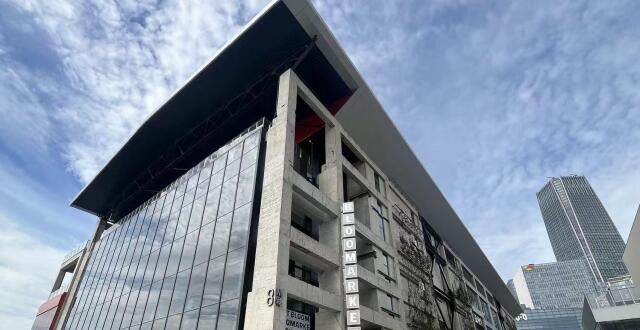 相加近60万平方米，两大“巨无霸”综合体同日开业，国庆假期有地方逛了！_腾讯新闻