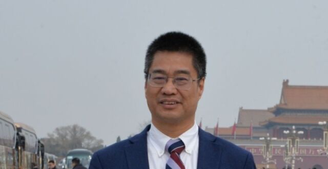 全国政协委员张振涛：全面提升地下车库安全性，加强电动汽车安全管理｜两会声音_腾讯新闻