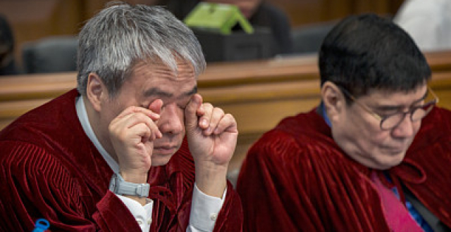 图尔福：可以传唤萨拉，但要讲礼遇！