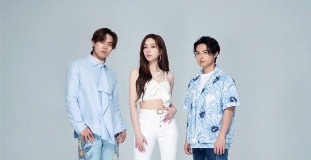 告五人成团7周年 发布最新单曲《我不该哭》_腾讯新闻