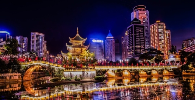 中国最能熬夜、夜生活最丰富的8座城市，有你的家乡吗？_腾讯新闻