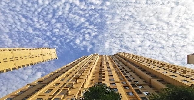 楼市行情走低，“强二线”杭州全面取消二手房限购_腾讯新闻