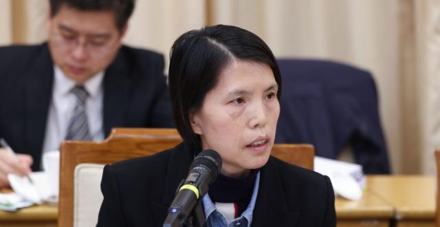 贵州这座“横竖都是第一”的世界级桥梁，彰显了什么？_腾讯新闻