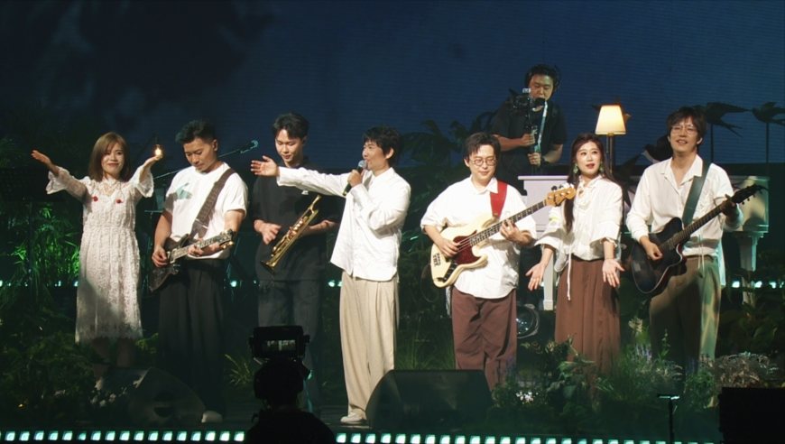 走进春日海海演唱会后台，鹿先森称没想到人生剧本还能这么写？丨预告