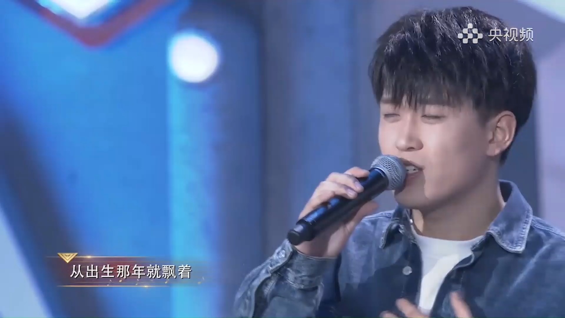 刘天奇演唱《晴天》，嗓音细腻，唱出爱情里的晴朗心情_腾讯新闻