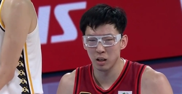 北京球迷高度认可！周琦：今晚是个难以入眠的夜晚 希望下次把故事改写_腾讯新闻