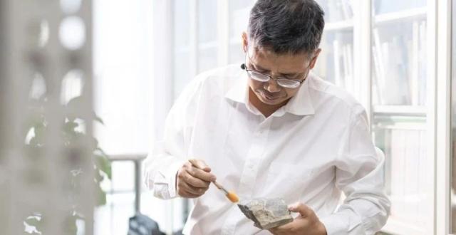 当选瑞典皇家科学院外籍院士！中国古生物学家朱敏实至名归_腾讯新闻