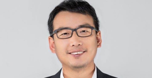 储殷教授：靠做题改变命运的时代过去了，孩子的综合素质更重要！_腾讯新闻