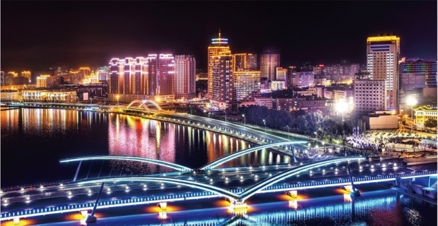 电影《燃冬》全国上映 延吉文旅景象首登大荧幕_腾讯新闻