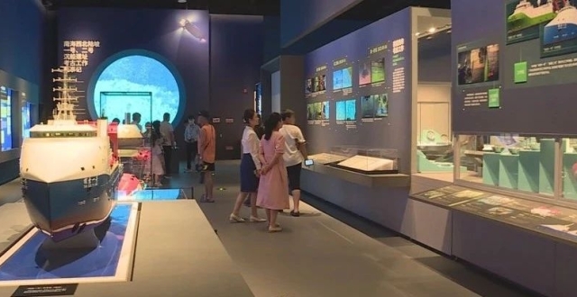 礼赞新中国 奋进自贸港丨国庆黄金周 中国（海南）南海博物馆人气爆棚 市民游客观展“涨知识”享受愉快假期_腾讯新闻