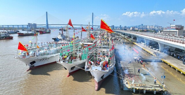 中国渔船“军事集结”东海？多方驳斥外媒谎言缩略图