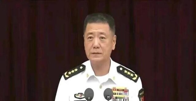 苗华，被免去中央军委委员职务，此前因严重违纪被停职_腾讯新闻