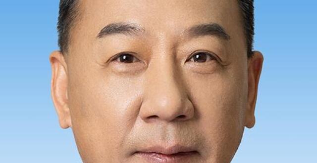 中国人民大学党委书记张东刚入驻小红书，一天发两条动态涨粉1.5万，媒体称“首开先河”_腾讯新闻