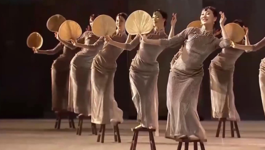 舞剧《永不消逝的电波》片段:《渔光曲》展示出独一无二的女性魅力