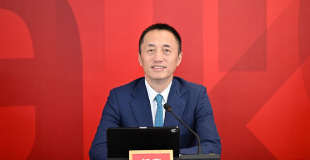 观点直击 | 万科郁亮：房地产仍有韧性 但脱胎换骨需要时间_腾讯新闻