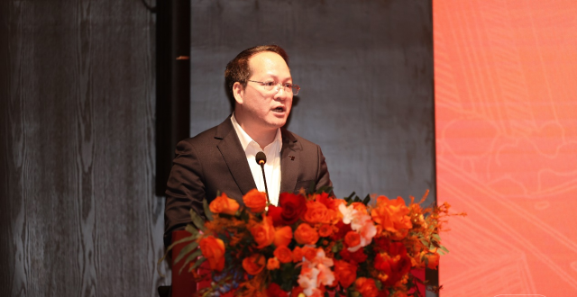 越秀董事长陈强：争取3-4年内把马场打造成世界级消费新地标_腾讯新闻