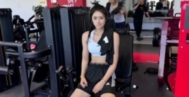 休赛期也有好好练啊！厦门女篮球员卓识晒训练照_腾讯新闻