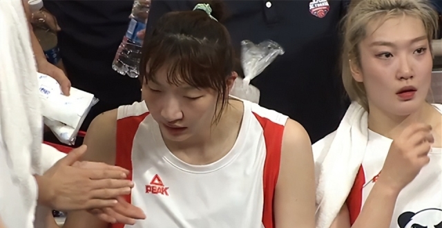 四川女篮103-90胜浙江，国家队三核+四国手，MVP帕克也没辙_腾讯新闻