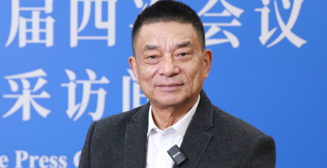 对话刘永好：要向上卷，不要向下卷｜连线两会_腾讯新闻