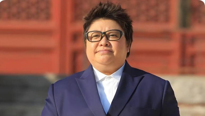 韩红究竟是哪里人？昔日采访被扒引争议，网友：籍变偶不变，祖籍看场面