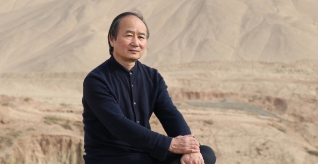 刘亮程《我的孤独在人群中》：回到万物并育的村庄_腾讯新闻