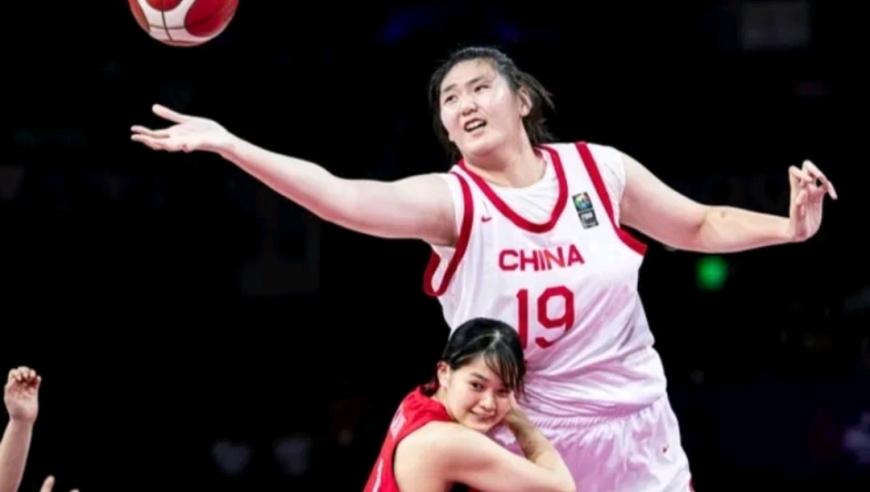 中午11点！中国女篮宣布重大决定：开启热身赛，检验万次投篮训练效果！