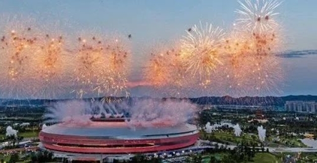 共圆青春梦想 同赴大运之约——成都大运会开幕式气象保障服务纪实_腾讯新闻