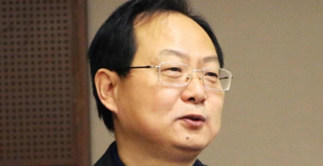 解读中央经济工作会丨南开大学刘刚：创新经济思维在逐渐成为经济管理的原则和主导_腾讯新闻