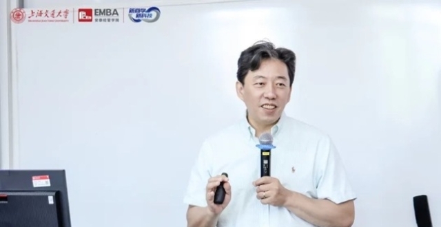 海银资本王煜全： 解码科技产业底层规律，迎接新的黄金10年_腾讯新闻
