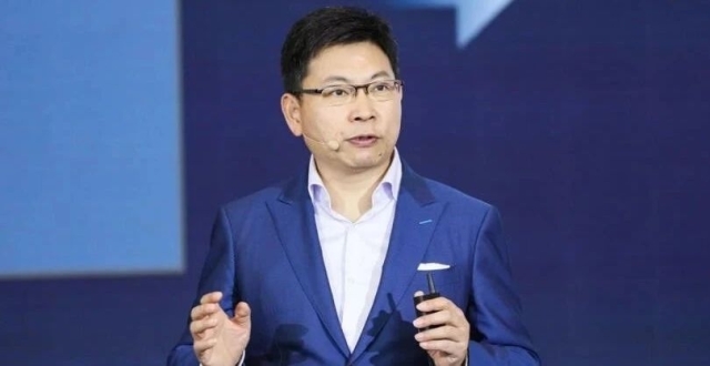 余承东卸任华为终端bg Ceo，何刚接任：背后原因分析 腾讯新闻