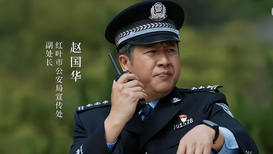 《藏锋》央视开播，本是冲着段奕宏余男看的，却被56岁张国强惊艳了