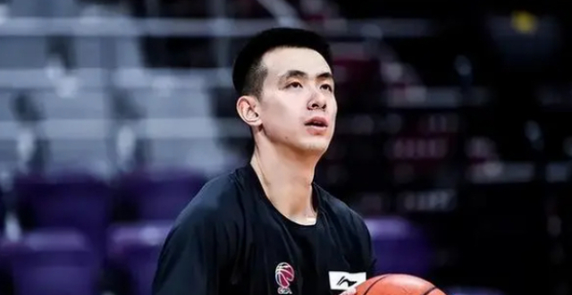 FIBA官宣男篮集训名单，周琦＋金金＋小曾＋大王登海报，继伟却缺席_腾讯新闻