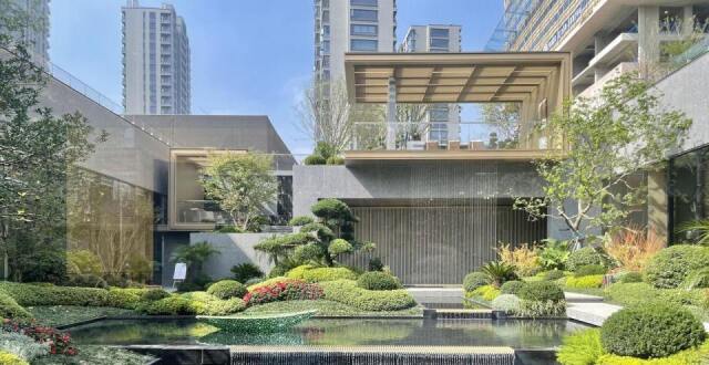 又拼社保！杭州主城楼盘取消买房“送车位”，热度反而更高_腾讯新闻