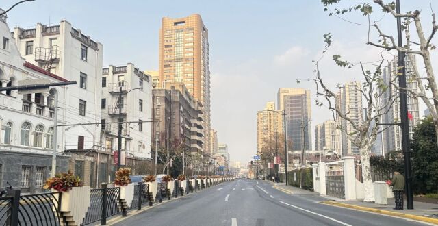 堵点少了、站台暖了~这些交通变化，你发现了吗？_腾讯新闻